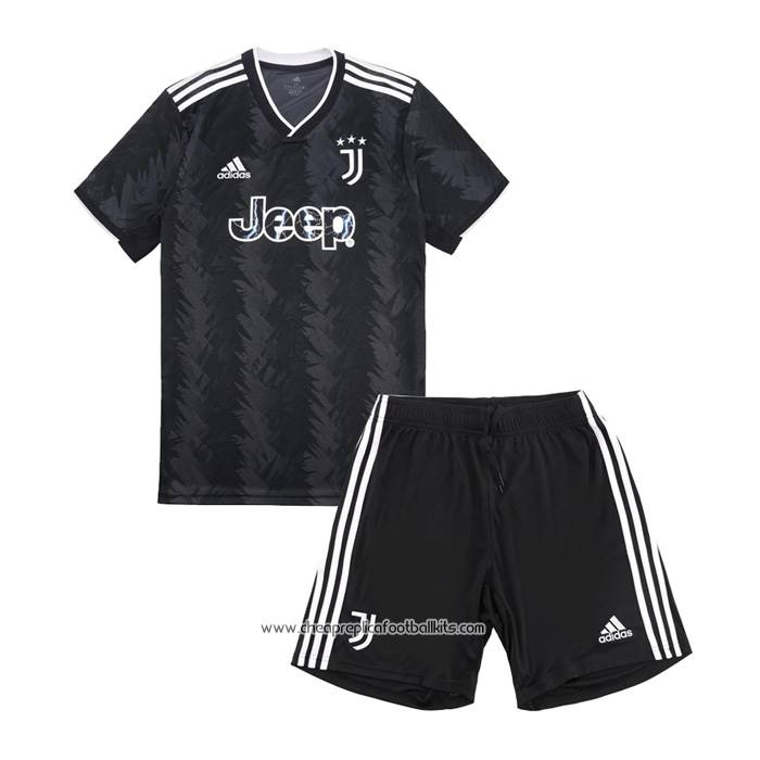 Juventus Away Shirt 2022-2023 Kid